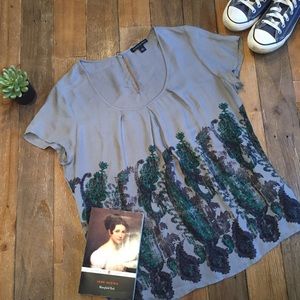 Banana Republic gray silk top with paisley detail